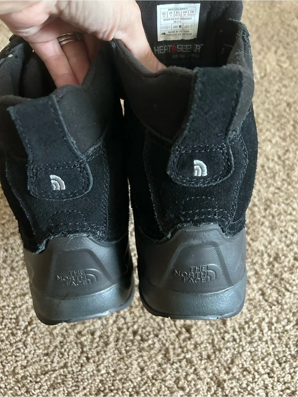 The North Face Snowfuse Mens 12 Black Waterproof Heatseeker Snow Boots NWOT